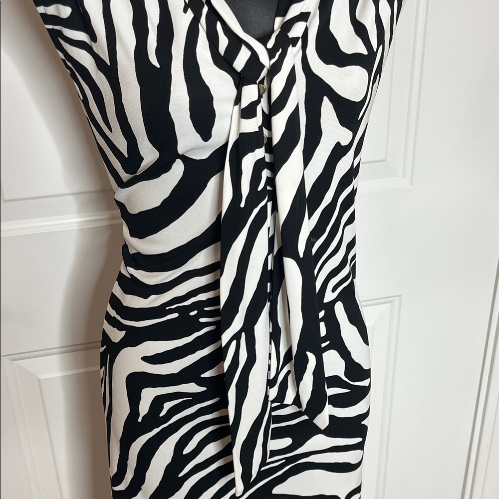 Liz Claiborne Zebra Print Midi Dress - Picture 2 of 3